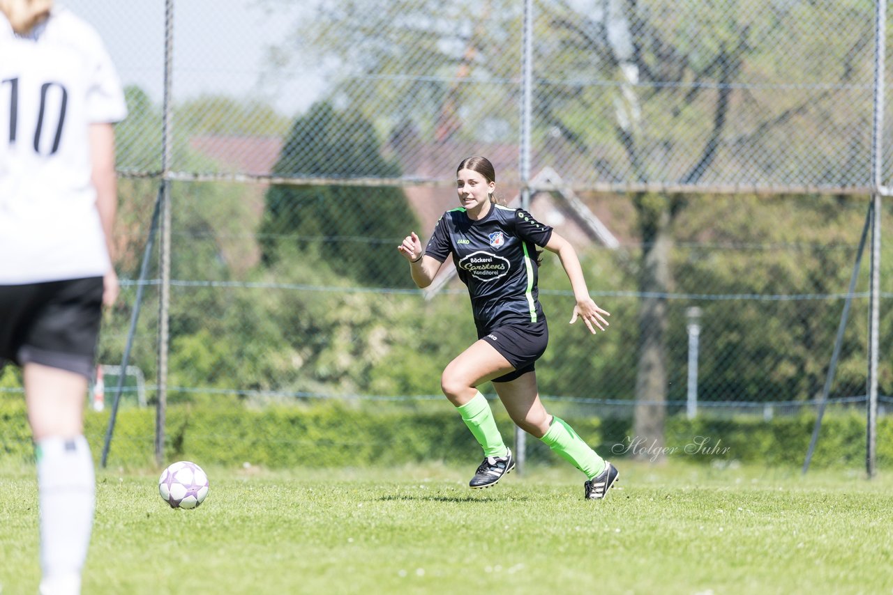 Bild 306 - wBJ SV Henstedt Ulzburg - FSG Oldendorf Itzehoe : Ergebnis: 6:3